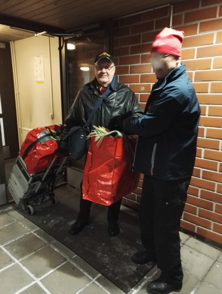 Lauantai 16.1 n. klo 06.00 -23C. Jokke ja Hose taikapaja -tarvikkeineen