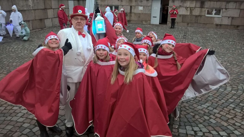 Jokke ja sirkustontut.